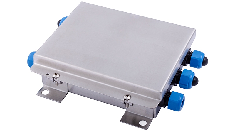 Stainless steel box with equalization card for up to 4 load